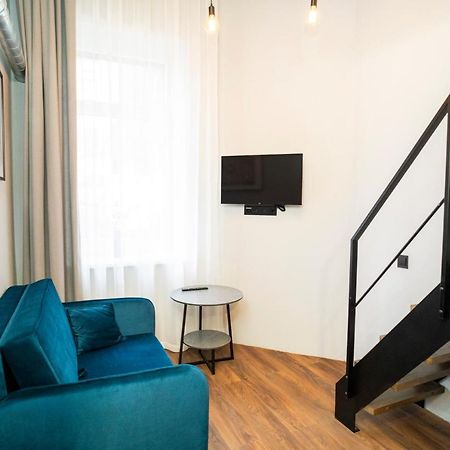 Teeny Tiny Lofts In Center Каунас Екстер'єр фото